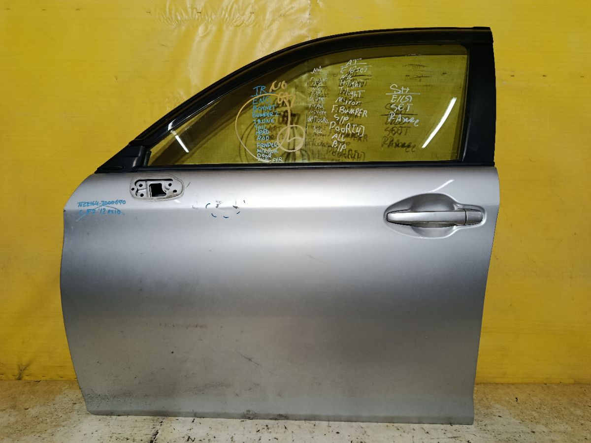 Дверь боковая на Toyota Corolla Axio NZE164 Фото 1