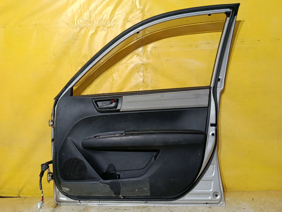 Дверь боковая на Toyota Corolla Axio NZE164 Фото 6