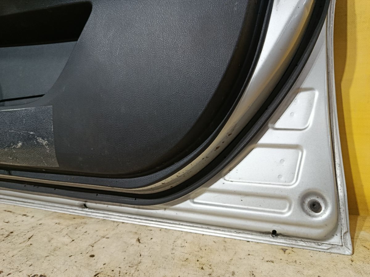 Дверь боковая на Toyota Corolla Axio NZE164 Фото 7
