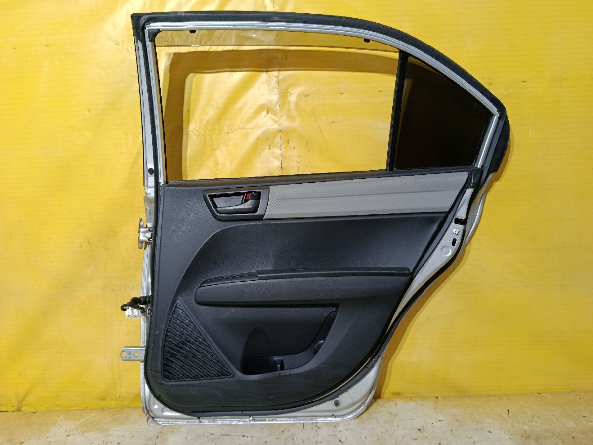 Дверь боковая на Toyota Corolla Axio NZE164 Фото 6