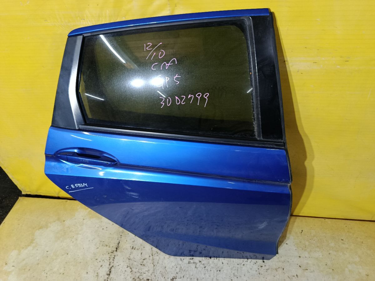 Дверь боковая на Honda Fit Hybrid GP5 Фото 2