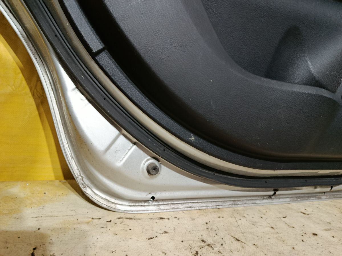 Дверь боковая на Toyota Corolla Axio NZE164 Фото 8