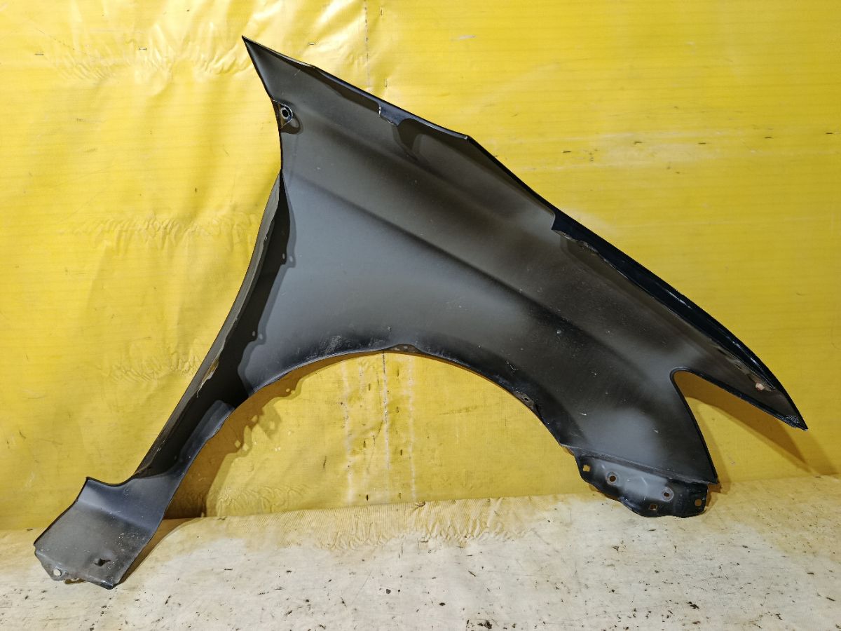 Крыло переднее на Toyota Corolla Fielder NZE164G Фото 5