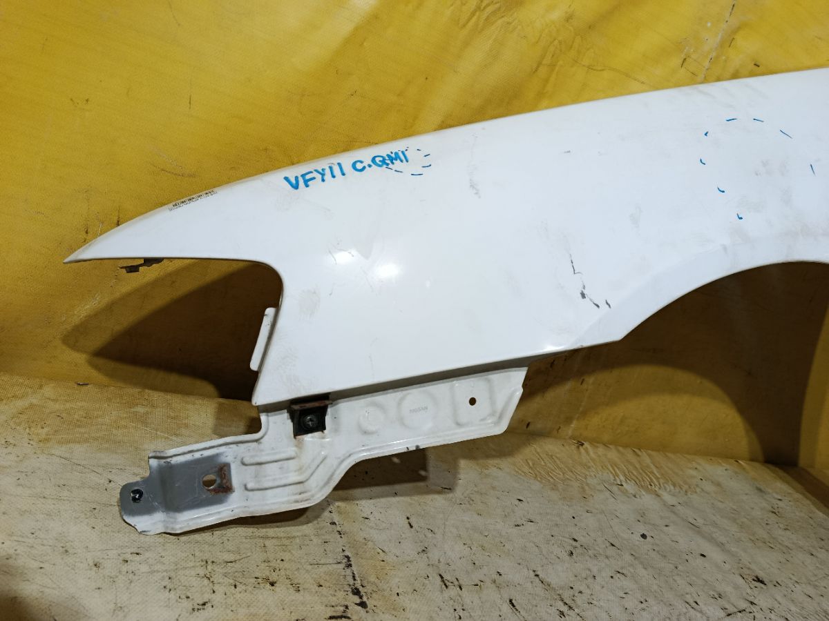 Крыло переднее на Nissan Ad Van VFY11 Фото 3