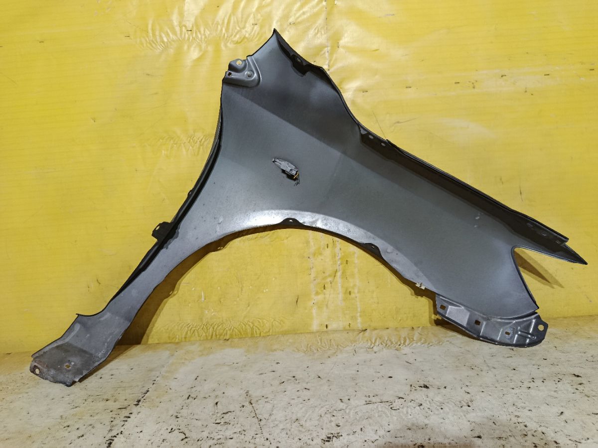 Крыло переднее 53812-12A40, TY10249ALJ на Toyota Corolla Fielder NZE144G Фото 7