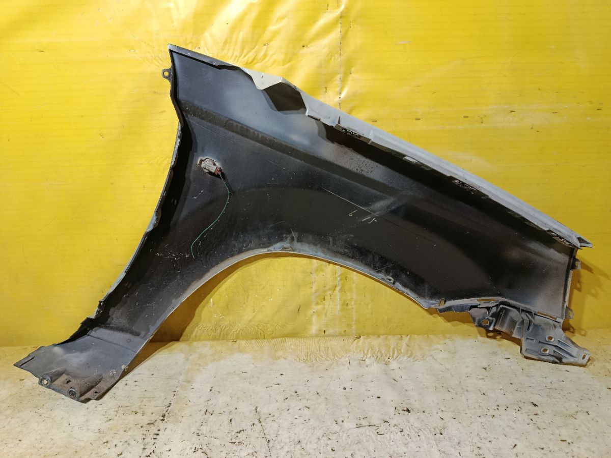 Крыло переднее 63113-8H440 на Nissan X-Trail NT30 Фото 6