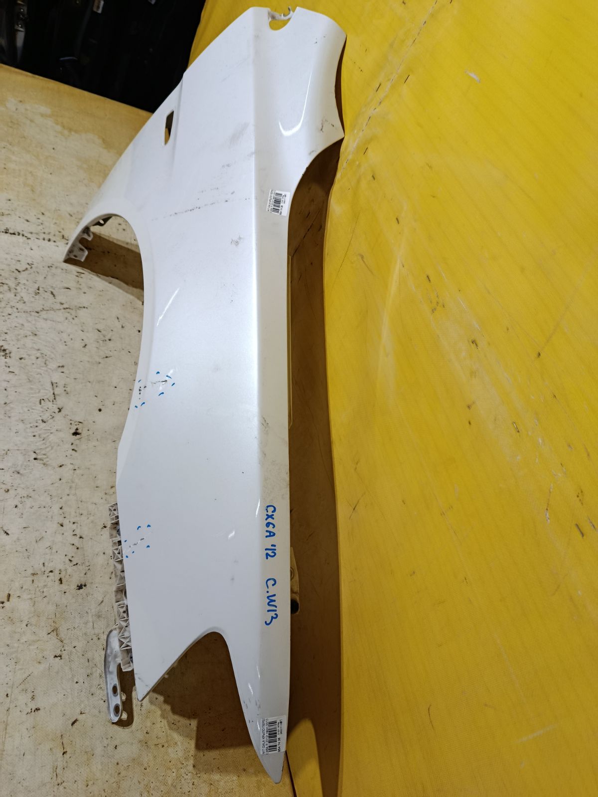 Крыло переднее на Mitsubishi Galant Fortis CX6A Фото 5