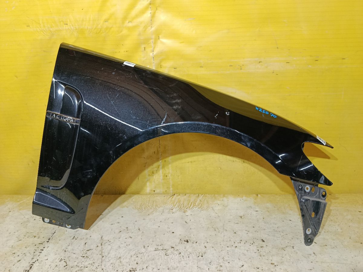 Крыло переднее 8X2316E004A на Jaguar Xf X250 Фото 1