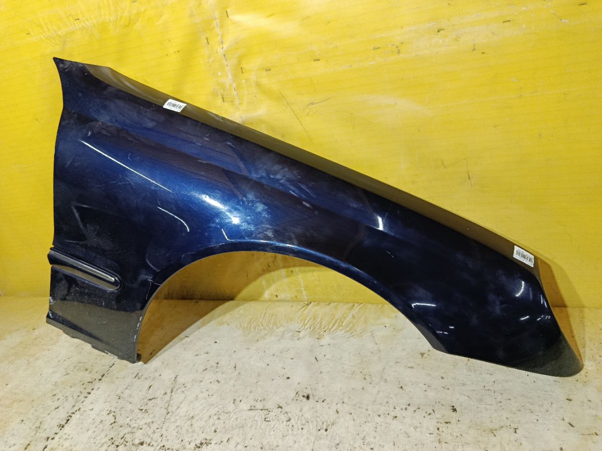 Крыло переднее 0018014708, 12551112, 1307BR, 151172, 1671006, 171301, 2038800218, 203880021867, 2038800818, 3032658, 3032658B, 3513312, 3515312A1, 50 03 02, 500302, 6504043515312P, 6504043515312Q, 8100094, A   203 880 02 18 67, A2038800218, A2038800818, BZ10023AR, BZ10023ARN, FP 4605 312, GD1307BR, MB114022FR, MB20301111R, MD07001600R00, MD07001600R0C, MD07001600R0S, MD070161, MD20300270R, ME0273003, ME0273033, P71BZ023AR, STMD070161 на Mercedes-Benz C-Class Station Wagon S203.281 Фото 1