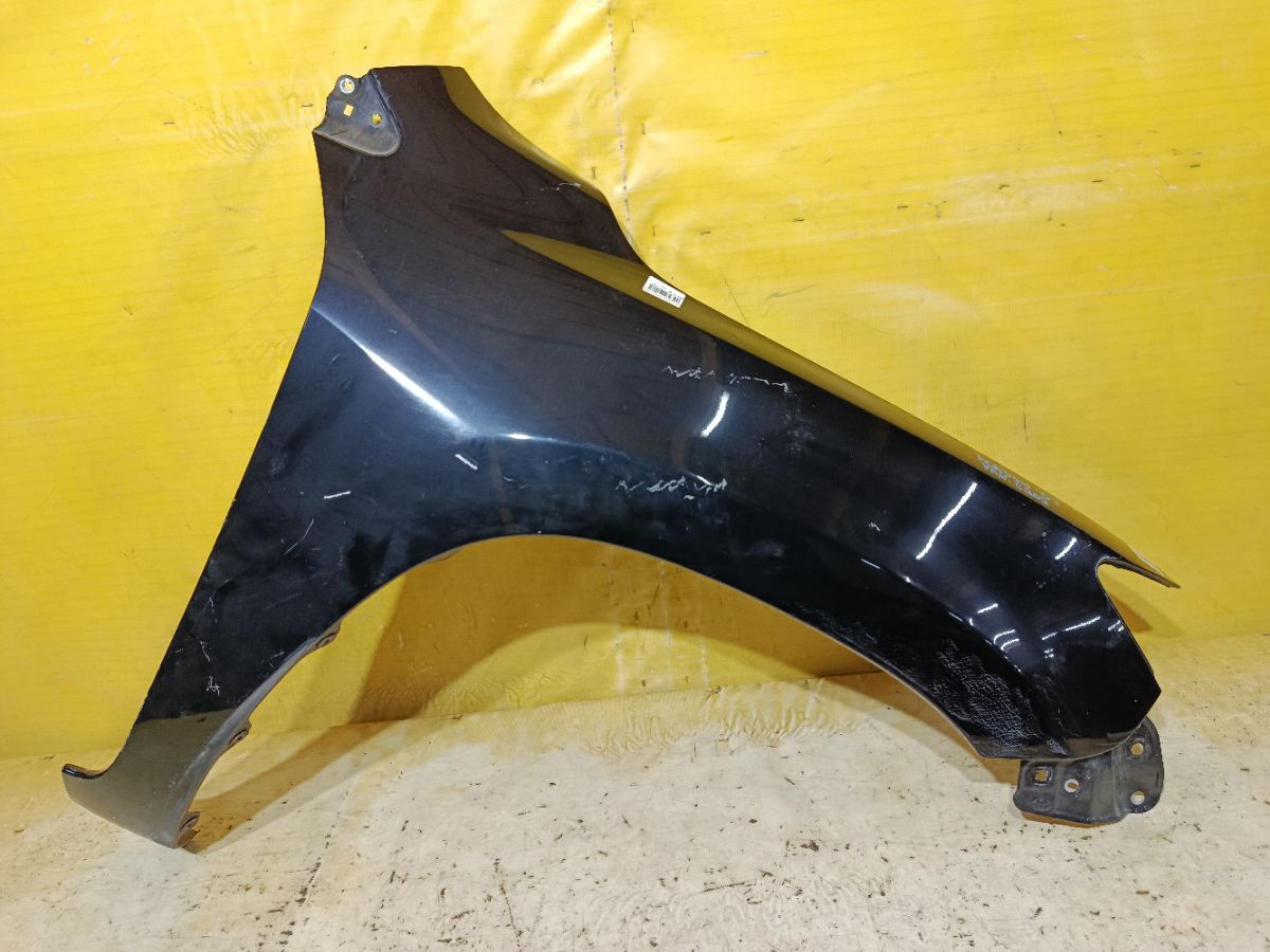 Крыло переднее на Toyota Vanguard ACA33W Фото 1