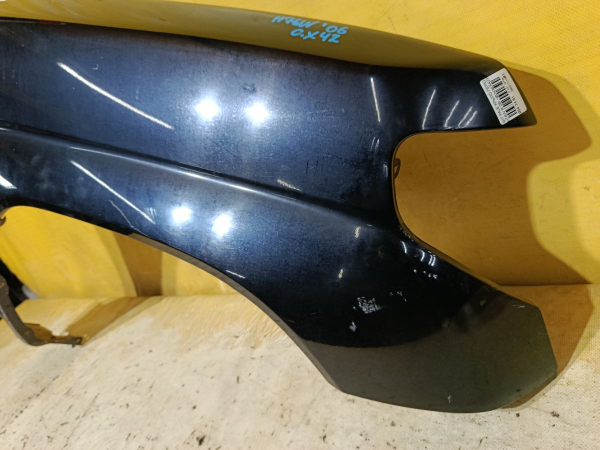 Крыло переднее на Mitsubishi Pajero Io H76W Фото 2