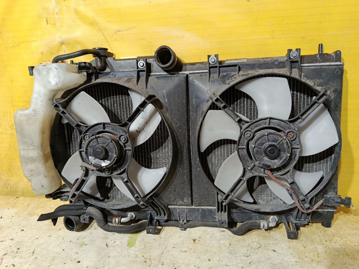 Радиатор ДВС на Subaru Legacy Wagon BR9 EJ25 Фото 2