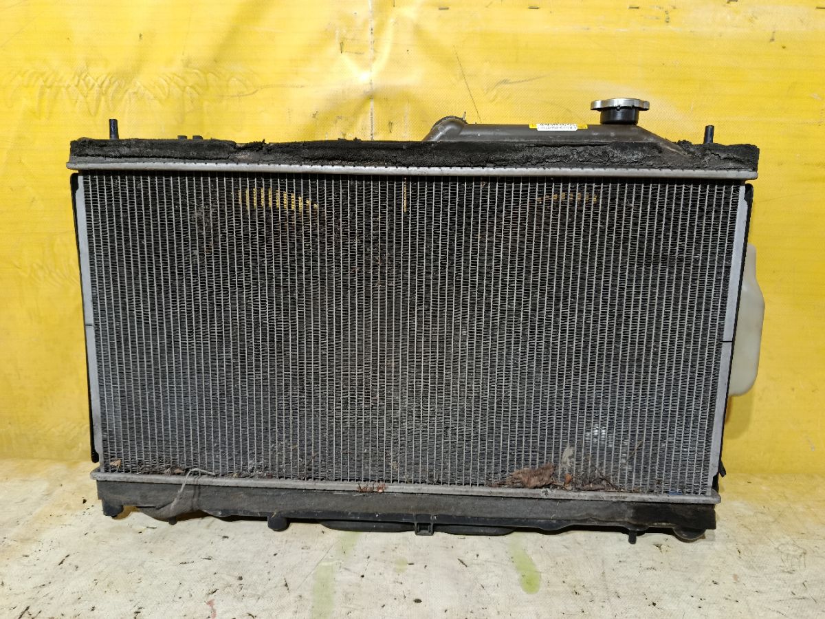 Радиатор ДВС на Subaru Outback BRM FB25 Фото 1