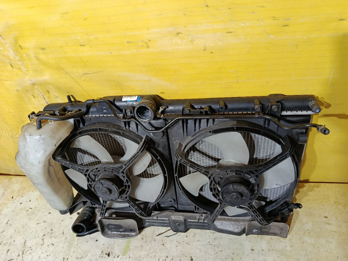 Радиатор ДВС на Subaru Legacy Wagon BH5 EJ206 Фото 3