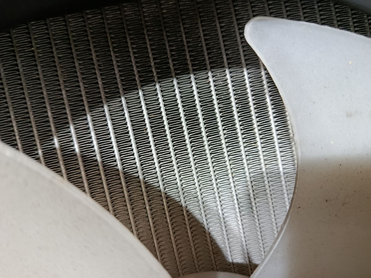 Радиатор ДВС на Subaru Legacy Wagon BH5 EJ206 Фото 4