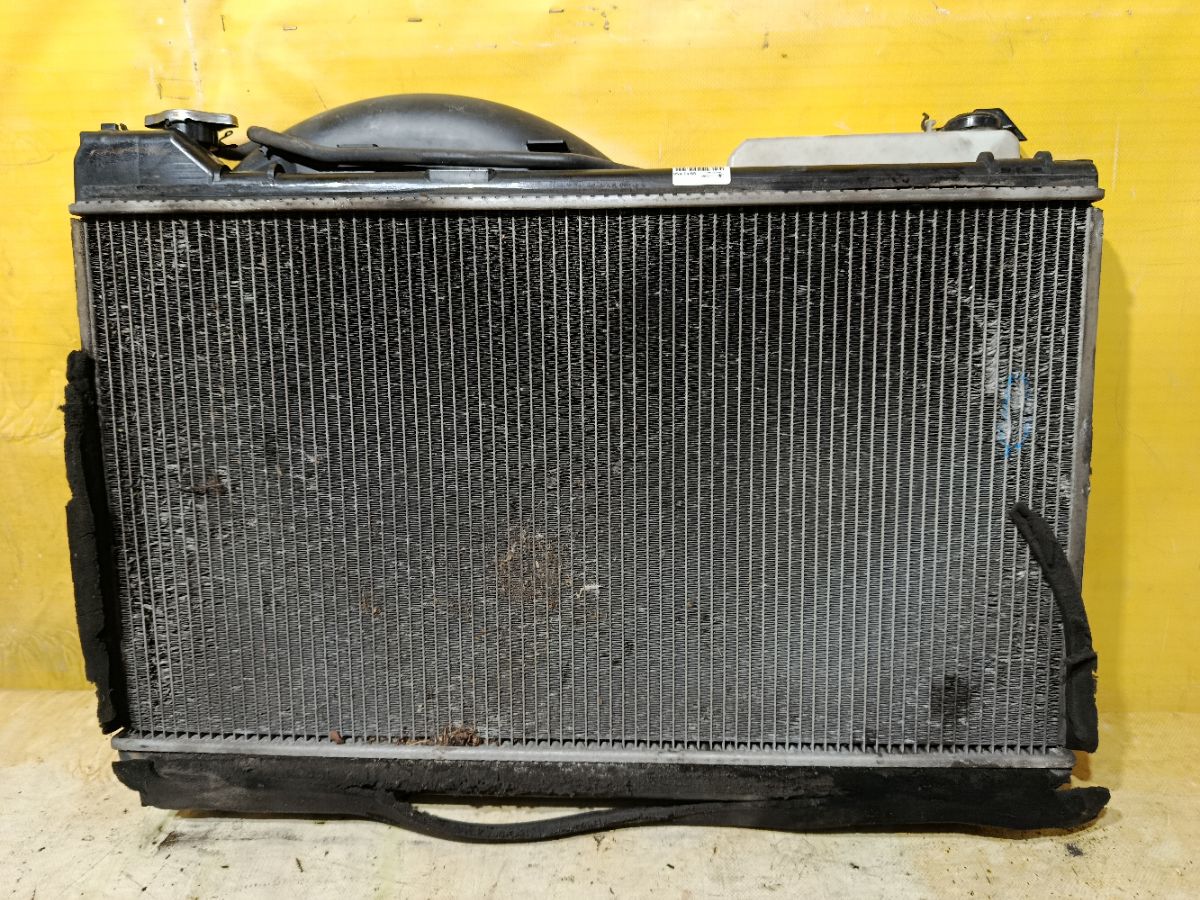 Радиатор ДВС на Toyota Brevis JCG10 1JZ-FSE Фото 1