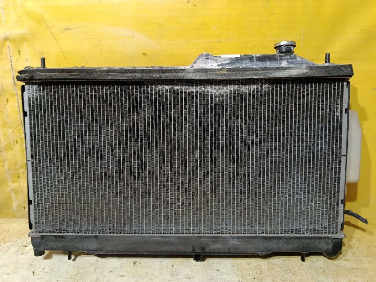 Радиатор ДВС на Subaru Legacy BL5 EJ20X Фото 1