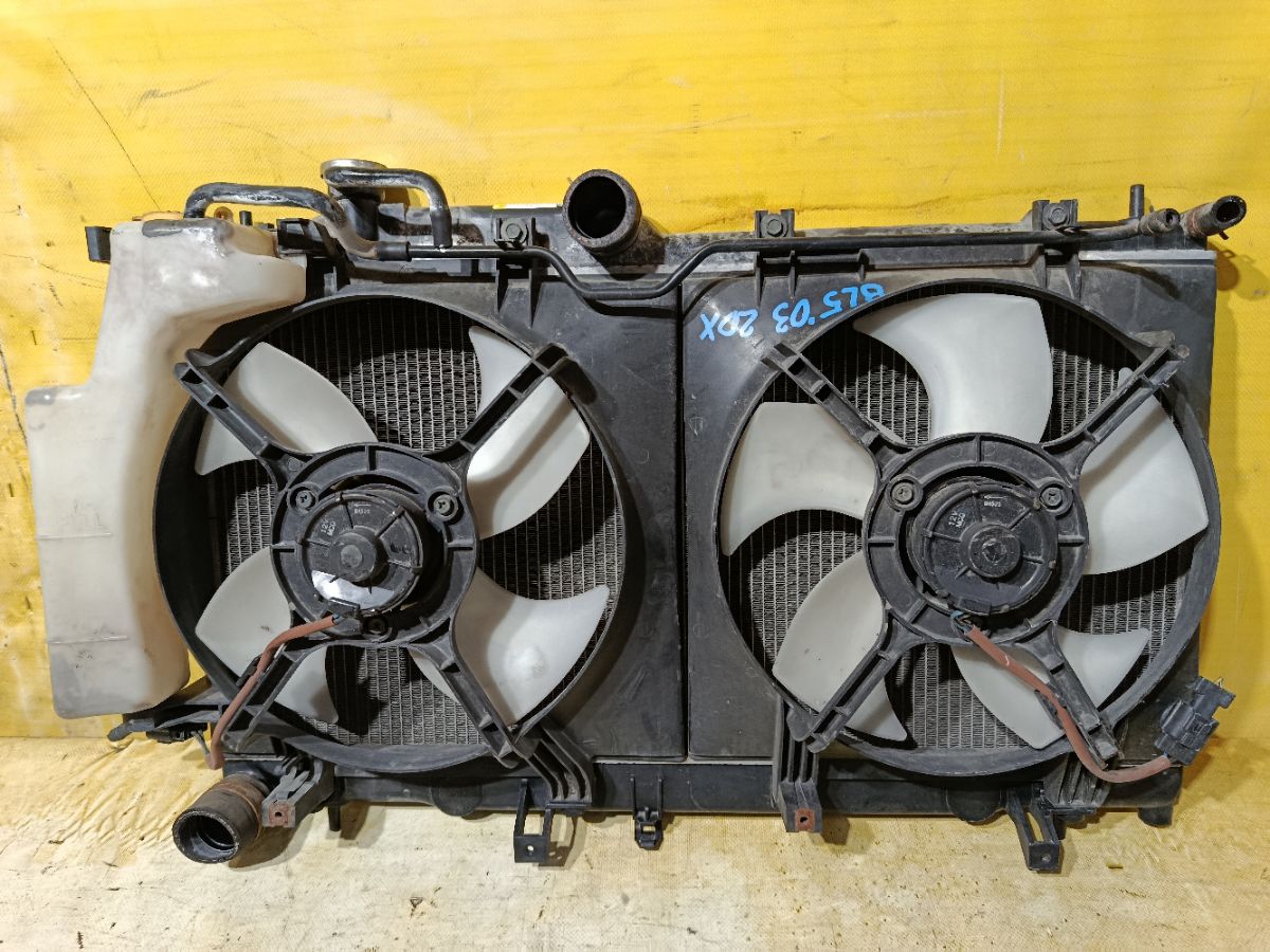 Радиатор ДВС на Subaru Legacy BL5 EJ20X Фото 2