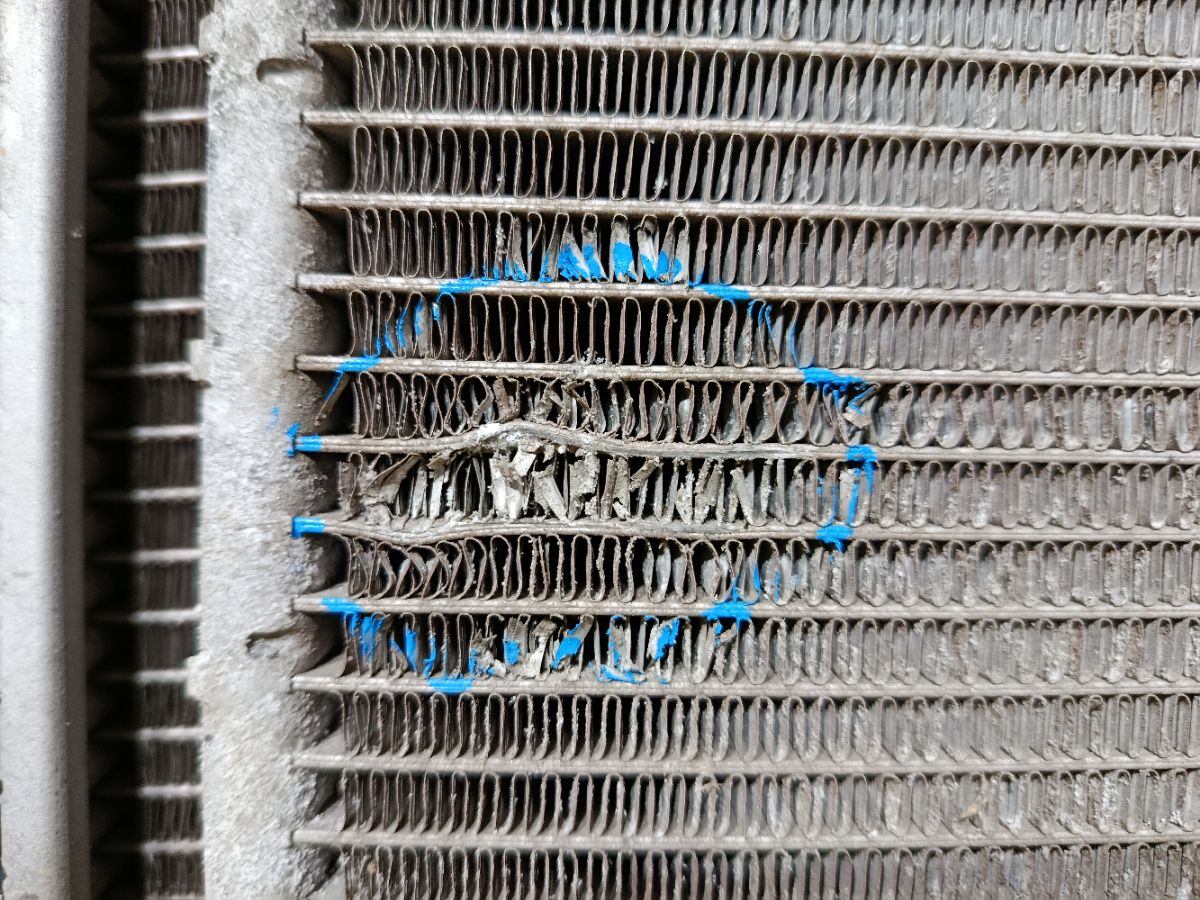 Радиатор ДВС на Mitsubishi Galant Fortis CX6A 4J10 Фото 4