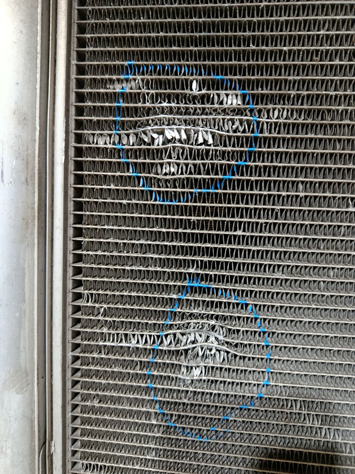 Радиатор ДВС 01153178, 0ATY5594, 10-26851-SX, 105414, 146856T, 16400-31370, 16400-31390, 210225N, 2782, 284733K, 284733R, 284733T, 284733U, 2946856K, 314412, 32718504, 376282, 53002495, 53039, 60532495, 646817, 646856, 701564, 802208-1, 802208-2, 812495R, ADT398166, ARD2269, CU2782, DA1110, DAP111000, DCM3323, DRM51008, FP 81 A267-X, FX-036-6267, FX-036-6267A, KTO2495, MK-1545, PL011788, PRD2269, STR0446, STTY0005120, TD-036-6267, TD-036-6267A, TD-036-7445, TO-0115-16, TO2495, TOY05-120, TY0005-120, TY1702R, VCS4733, WG1721983 на Toyota Mark X GRX120 4GR-FSE Фото 2