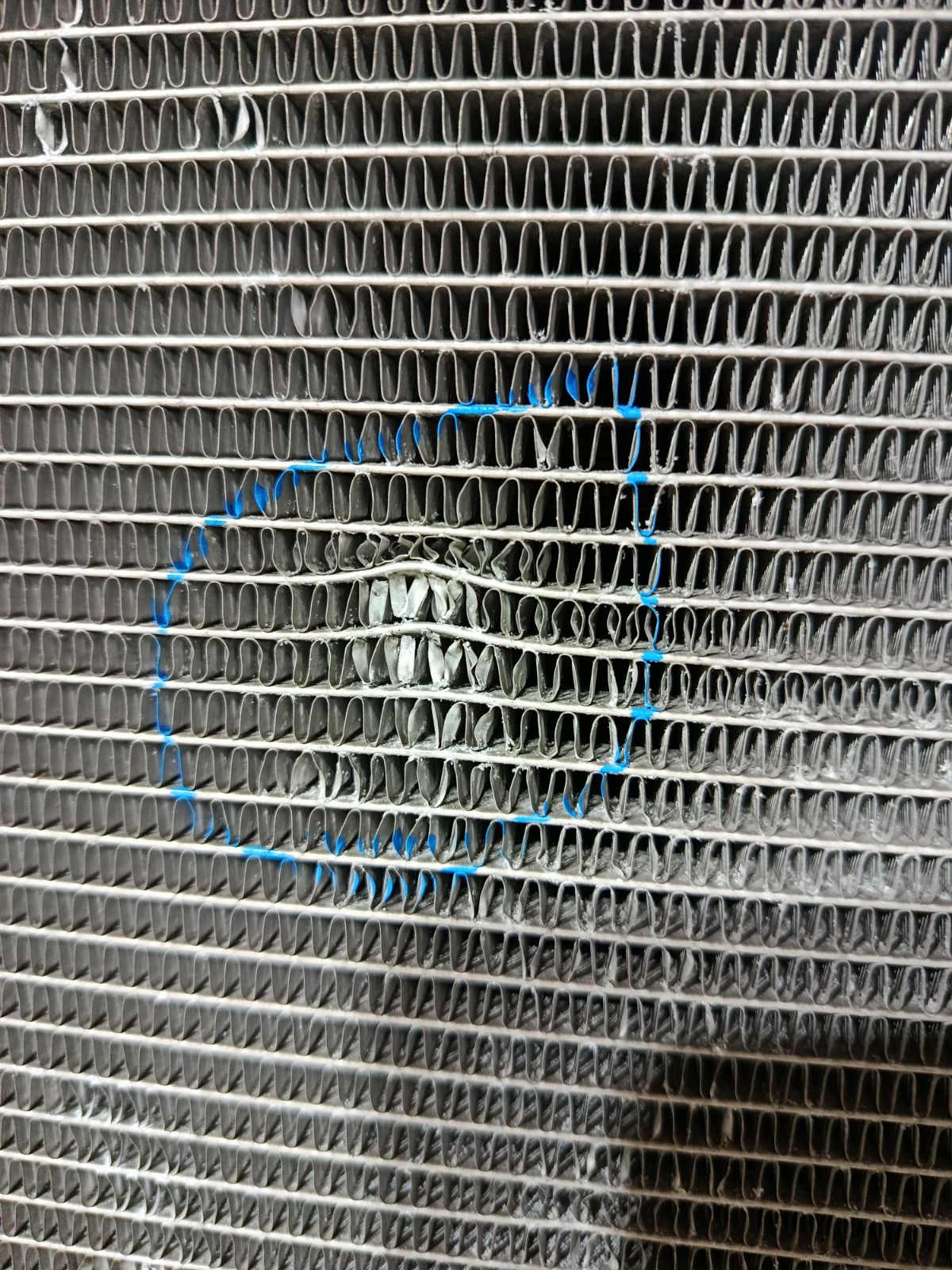 Радиатор ДВС 01153178, 0ATY5594, 10-26851-SX, 105414, 146856T, 16400-31370, 16400-31390, 210225N, 2782, 284733K, 284733R, 284733T, 284733U, 2946856K, 314412, 32718504, 376282, 53002495, 53039, 60532495, 646817, 646856, 701564, 802208-1, 802208-2, 812495R, ADT398166, ARD2269, CU2782, DA1110, DAP111000, DCM3323, DRM51008, FP 81 A267-X, FX-036-6267, FX-036-6267A, KTO2495, MK-1545, PL011788, PRD2269, STR0446, STTY0005120, TD-036-6267, TD-036-6267A, TD-036-7445, TO-0115-16, TO2495, TOY05-120, TY0005-120, TY1702R, VCS4733, WG1721983 на Toyota Mark X GRX120 4GR-FSE Фото 3