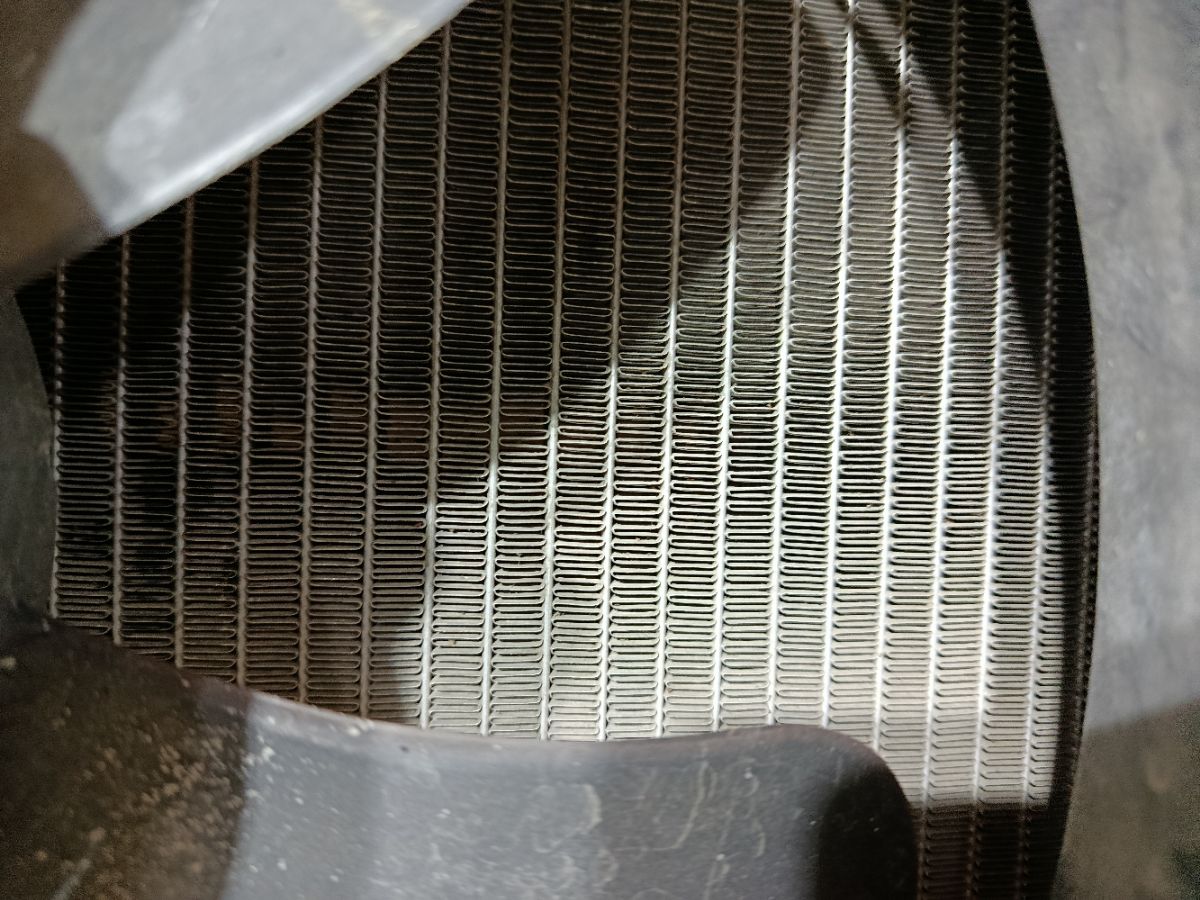 Радиатор ДВС на Mitsubishi Lancer Cedia Wagon CS5W 4G93 Фото 3