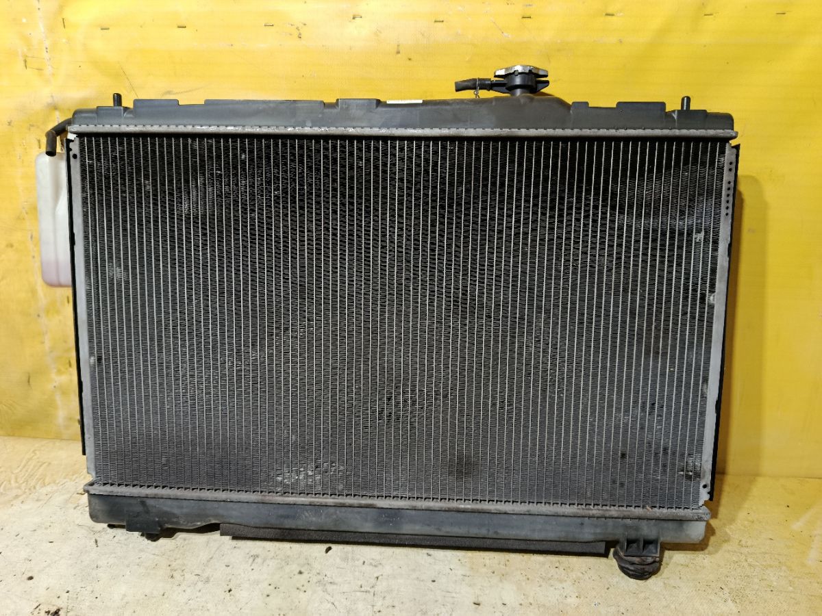 Радиатор ДВС 16400-28290, 16400-28300, 16400-28320, 16400-28360, 16400-37220, FX-036-0968, FX-036-0968A, FX-036-3443, FX-036-3443A, TD-036-0968, TD-036-0968A, TD-036-3443, TD-036-3443A на Toyota Ipsum ACM21W 2AZ-FE Фото 1