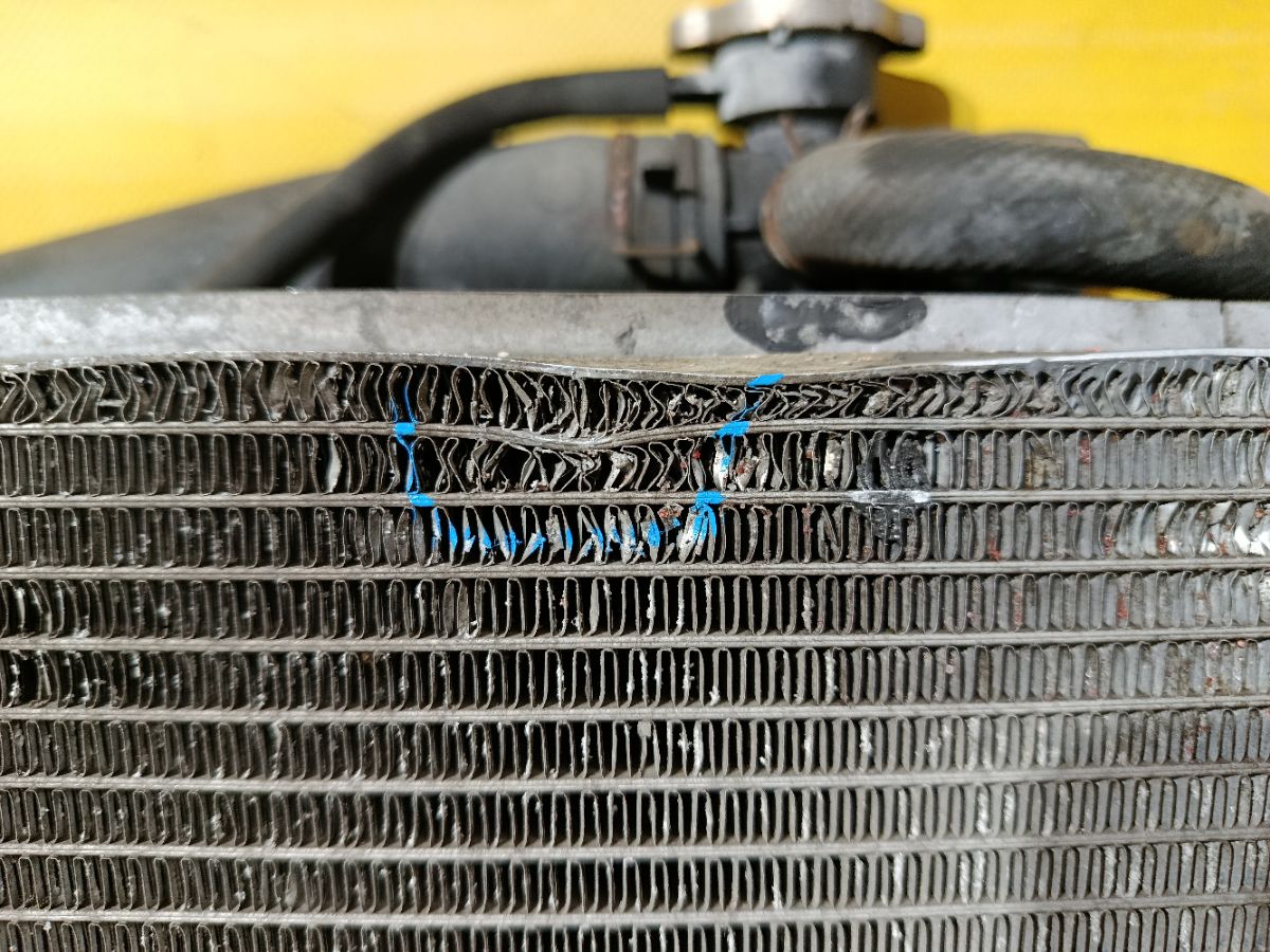 Радиатор ДВС на Mitsubishi Galant Fortis CY6A 4J10 Фото 3