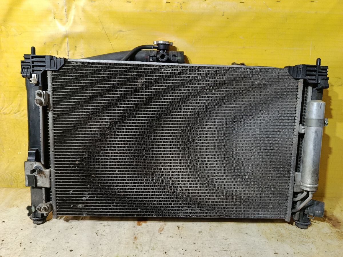 Радиатор ДВС 00001330T0, 00001330T2, 00001330V1, 00001330V6, 00001330W6, 01163041, 018M41, 033-017-0019, 033-017-0024-B, 0500031, 0AMI5821, 1025349SX, 105216, 1100290029, 119088, 122089, 128952T, 1330T0, 1330T2, 1330V1, 1330V6, 1330W6, 1350A050, 1350A206, 1350A294, 1350A297, 140093N, 1608172180, 1608172380, 1608997980, 1608998080, 1611728280, 182440, 2064036, 2428952, 242895220JP, 2428952H, 2428952J, 2428952JP, 2428952JPLUX, 2428952K, 2428952R, 2428952U, 247362, 24736220JP, 247362H, 247362HA, 247362HLUX, 247362J, 247362JP, 247362R, 247369U, 314433, 32002207, 3321-8503, 4321-1013, 4322-1006, 470R0404, 522207R, 52234, 523408-1, 5234081K, 523408A1, 53906, 60322207, 6114161N, 628952, 735575, 8010-028, 8580805, 8MK 376 900-681, A247362H, ACRB035, ACRM035, ADC49863, ARD1449, C557-80, CR 2022 000S, CU2979, DA3470, DAP347000, DCM2532, DRM45023, FP 48 A1372, FP 48 A1372-X, FRC1277, FRC1277M, FX-036-6680, FX-036-6680A, JPR0048, KK0158, KY-MC0088-07, LH2979(1R)M/T, LRC11197, M156I67, MB24500500000, MB37089A, MBLAN07-911, MBLAN07912, MC0001-CY, MC0088-07, MC0088-07-2R, MCCY1226, MK-1004, MMC01-CY, MMC08807, MN156092, MS1181R, MS1221R, MT2207, MT7359, MTA2207, NC01058012B, NC01058013, NC01058013B, NDM-1029, NDM-1029-T, PL032036, PR4010A2, PRD1449, PRS3800, PRS4017, RA628952, RA628952Q, RB-1019, RC00200, SG-MC0001-CY, SG-MC0088-07, SG-MC0088-07-R, TD-036-6680, TD-036-6680A, TGA1022, VCS0650, VCS0916, VCS1118, VCS628952, VCS7895, VCS8952, VCS8953, VT06126, WG1722706 на Mitsubishi Outlander CW5W 4B12 Фото 1