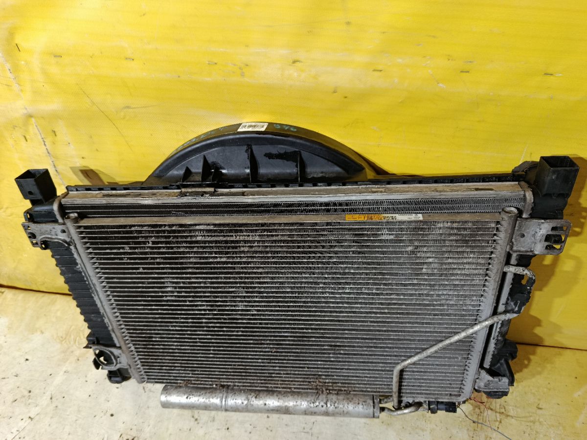 Радиатор ДВС A2035001693, A2035002154 на Mercedes-Benz C-Class Station Wagon S203.246 271.946 Фото 4