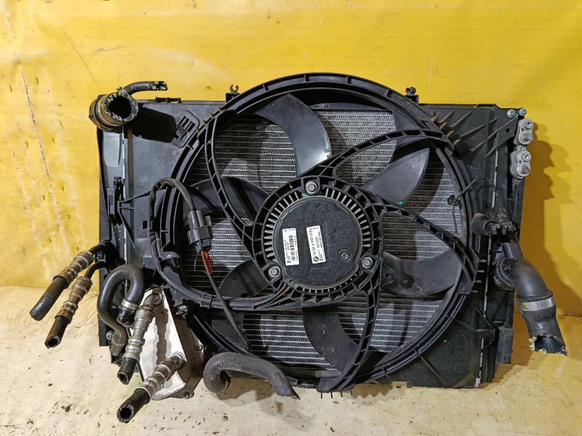 Радиатор ДВС 695862102, 16326937515 на Bmw 3-Series E90 N46 Фото 4