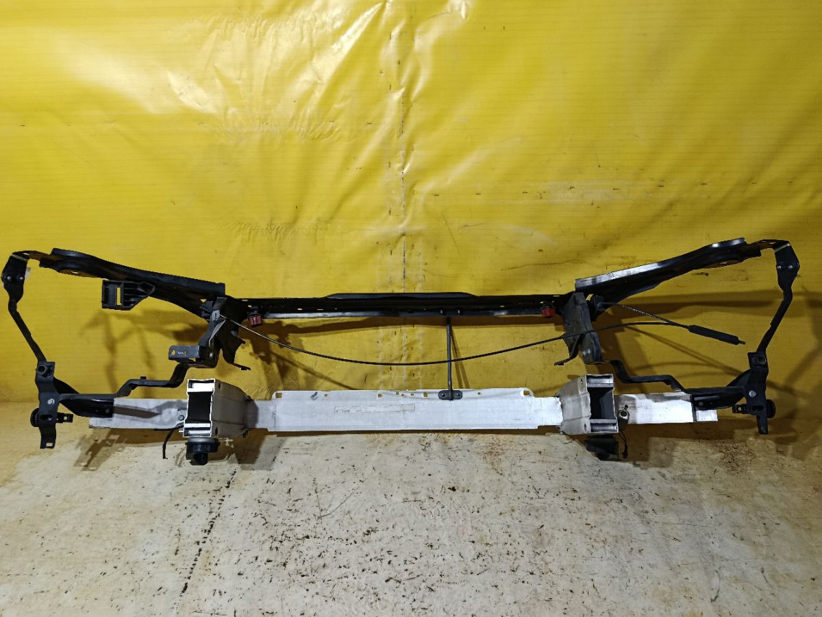 Телевизор на Mercedes-Benz C-Class W204.241 271.950 Фото 4