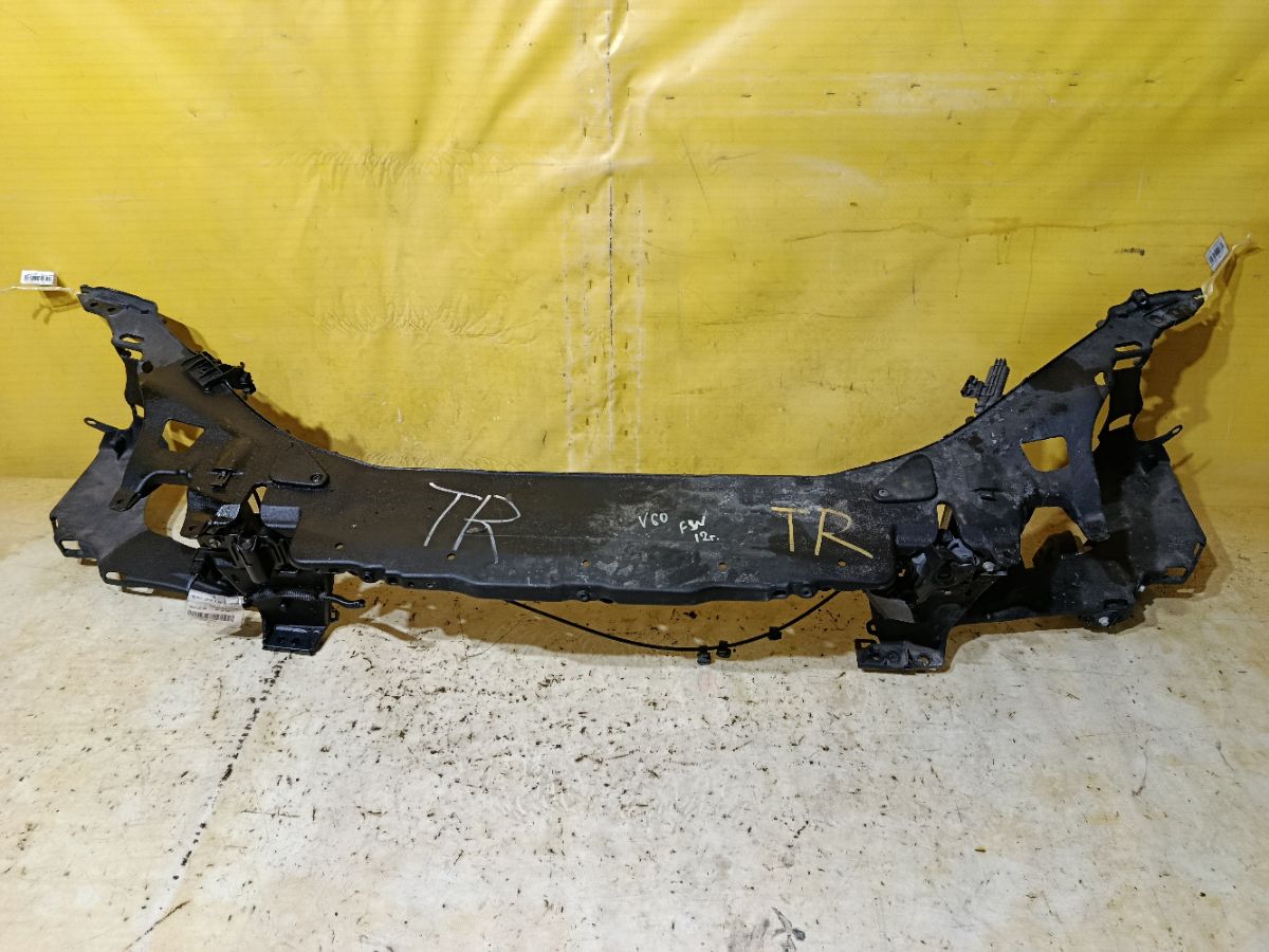 Телевизор на Volvo V60 FW Фото 1