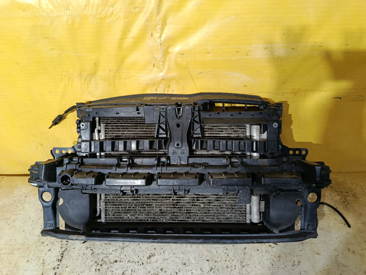 Телевизор на Volkswagen Golf Vi 5K CAXA Фото 1