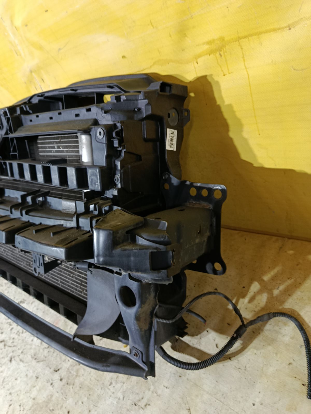 Телевизор на Volkswagen Golf Vi 5K CAXA Фото 2