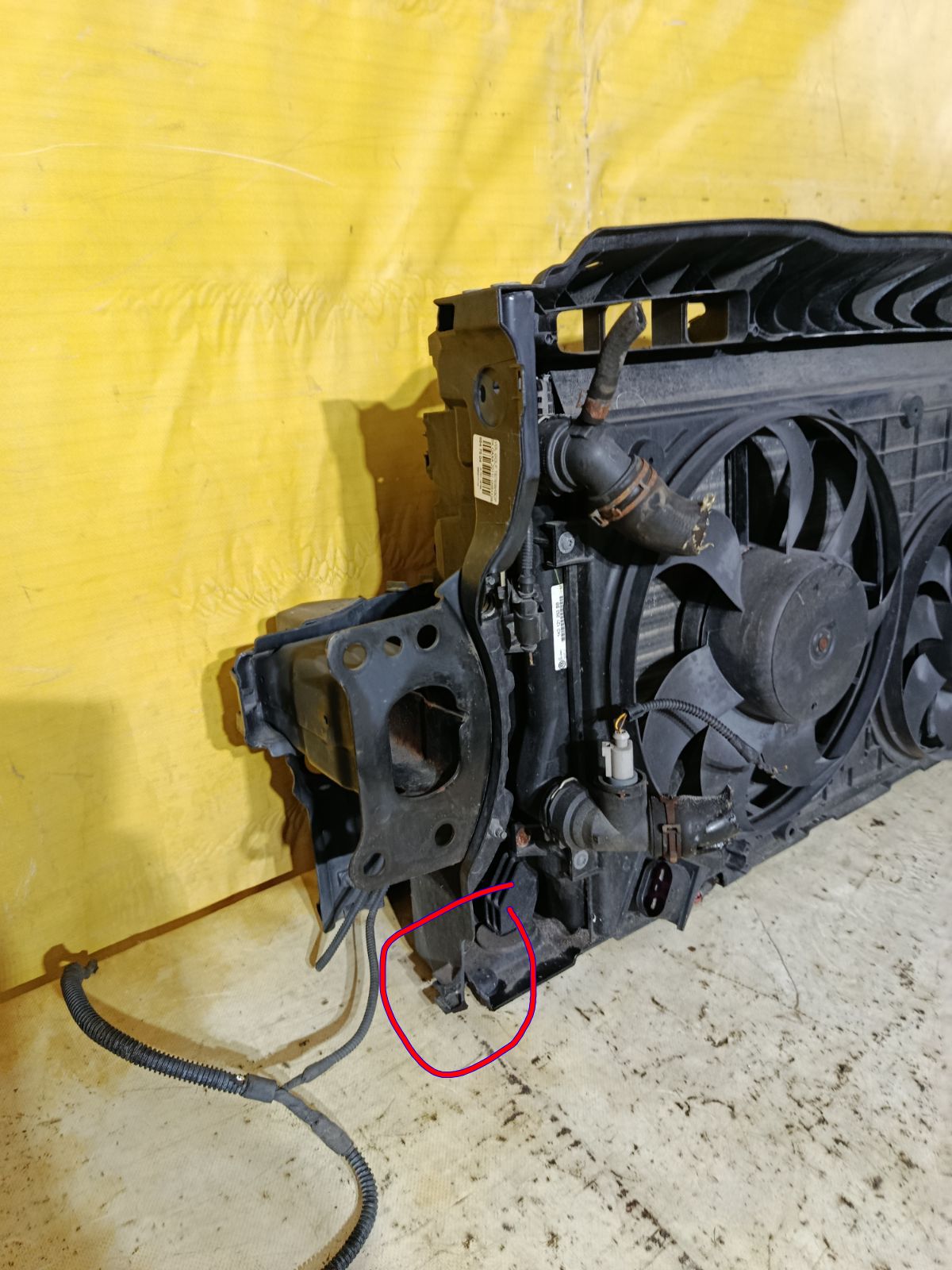 Телевизор на Volkswagen Golf Vi 5K CAXA Фото 7