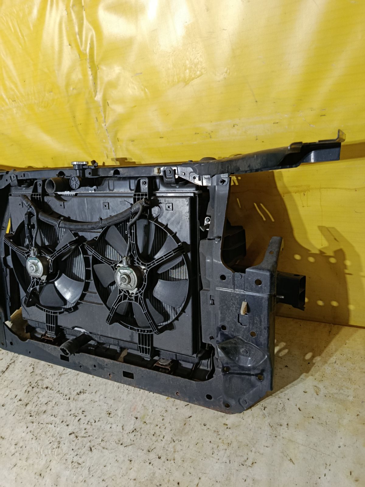 Телевизор на Nissan X-Trail NT31 MR20DE Фото 6