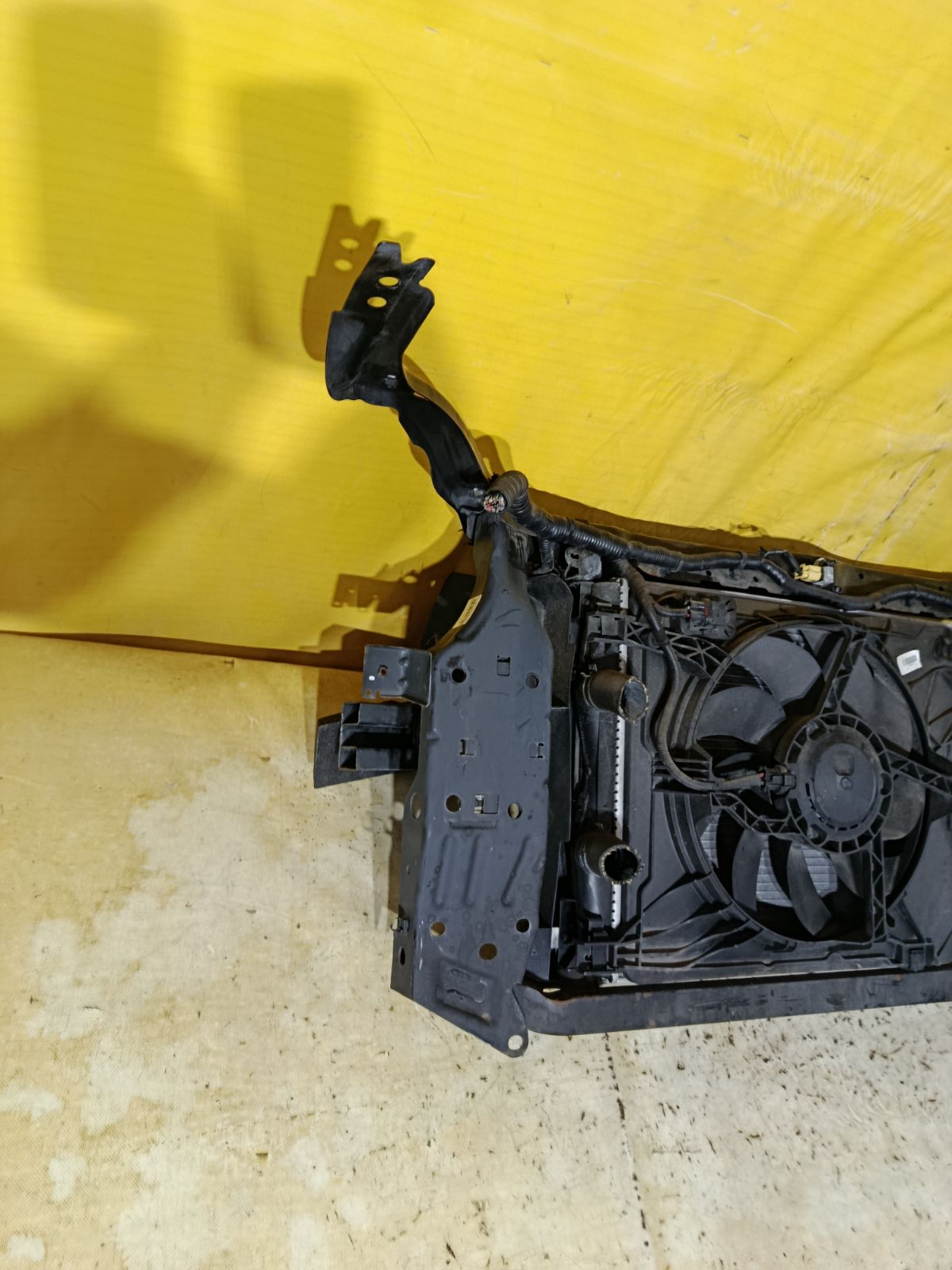 Телевизор на Nissan Dualis KJ10 MR20DE Фото 8