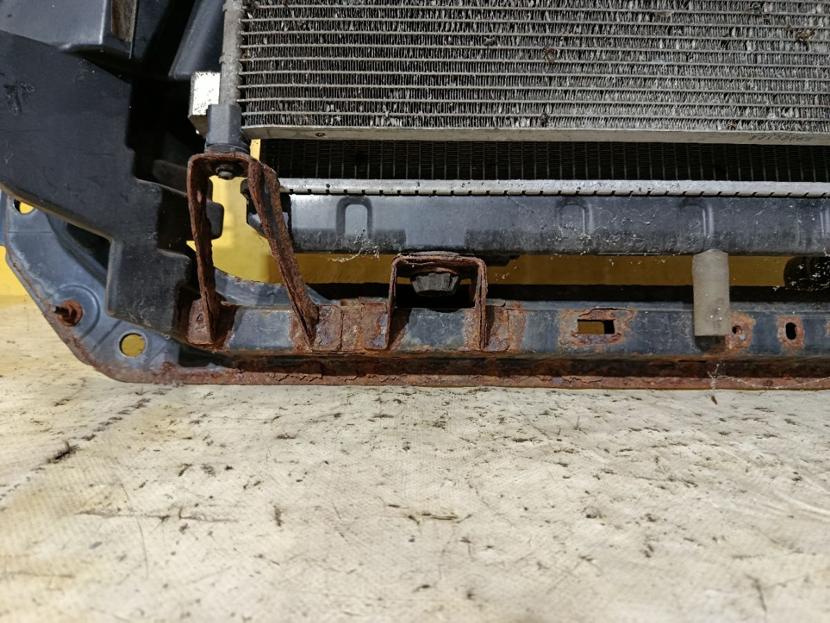 Телевизор на Nissan X-Trail NT31 MR20DE Фото 3