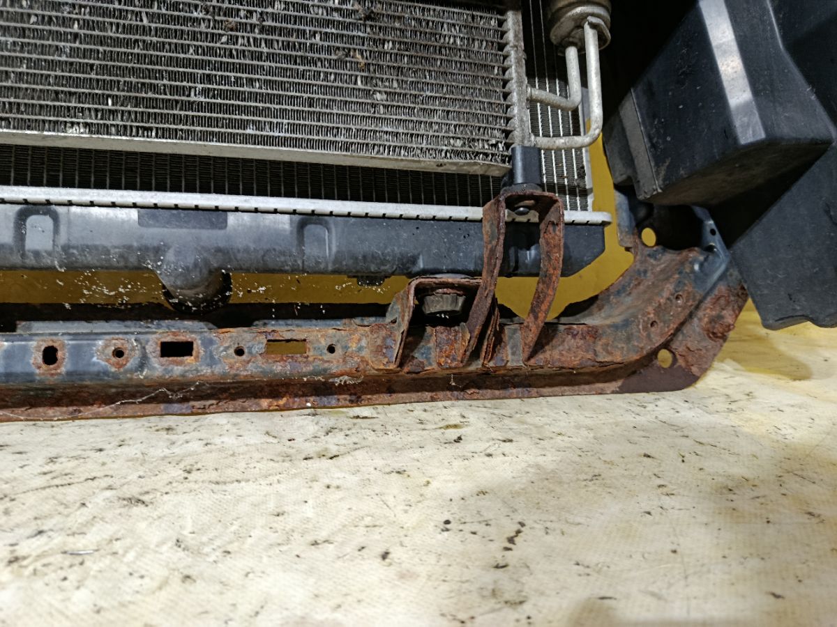 Телевизор на Nissan X-Trail NT31 MR20DE Фото 4