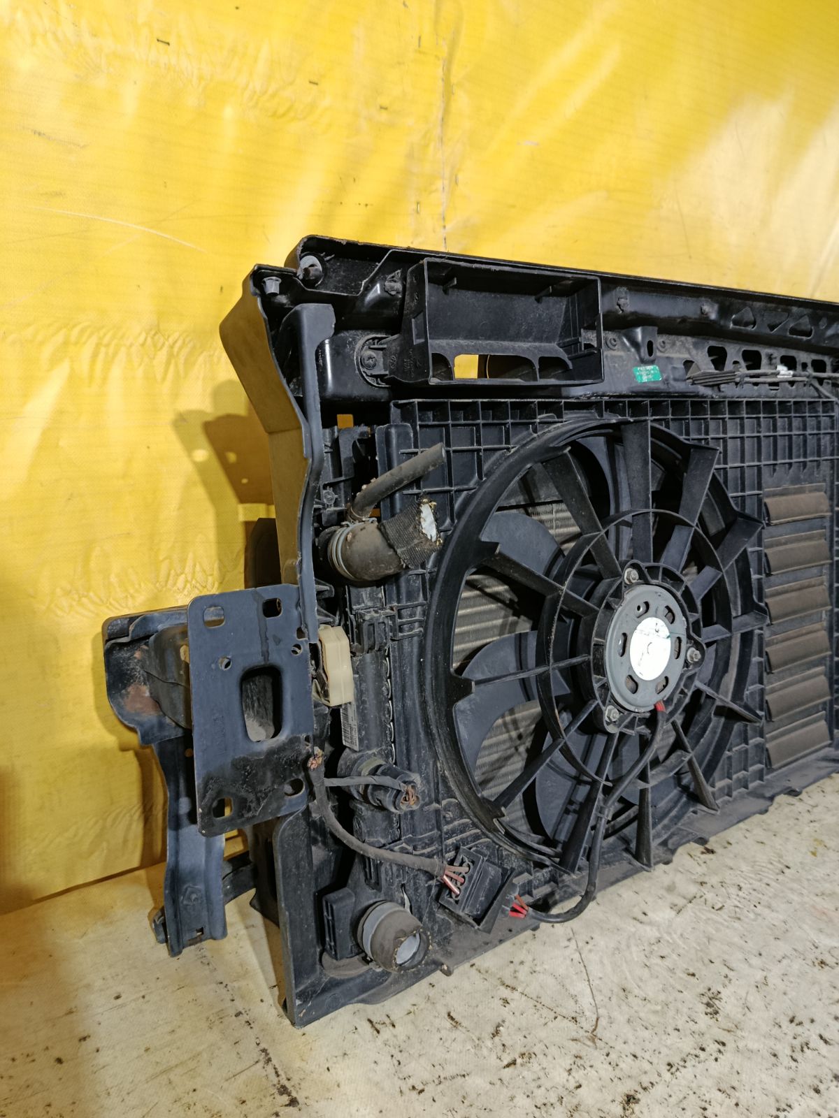 Телевизор на Volkswagen Polo 6R CGG Фото 6