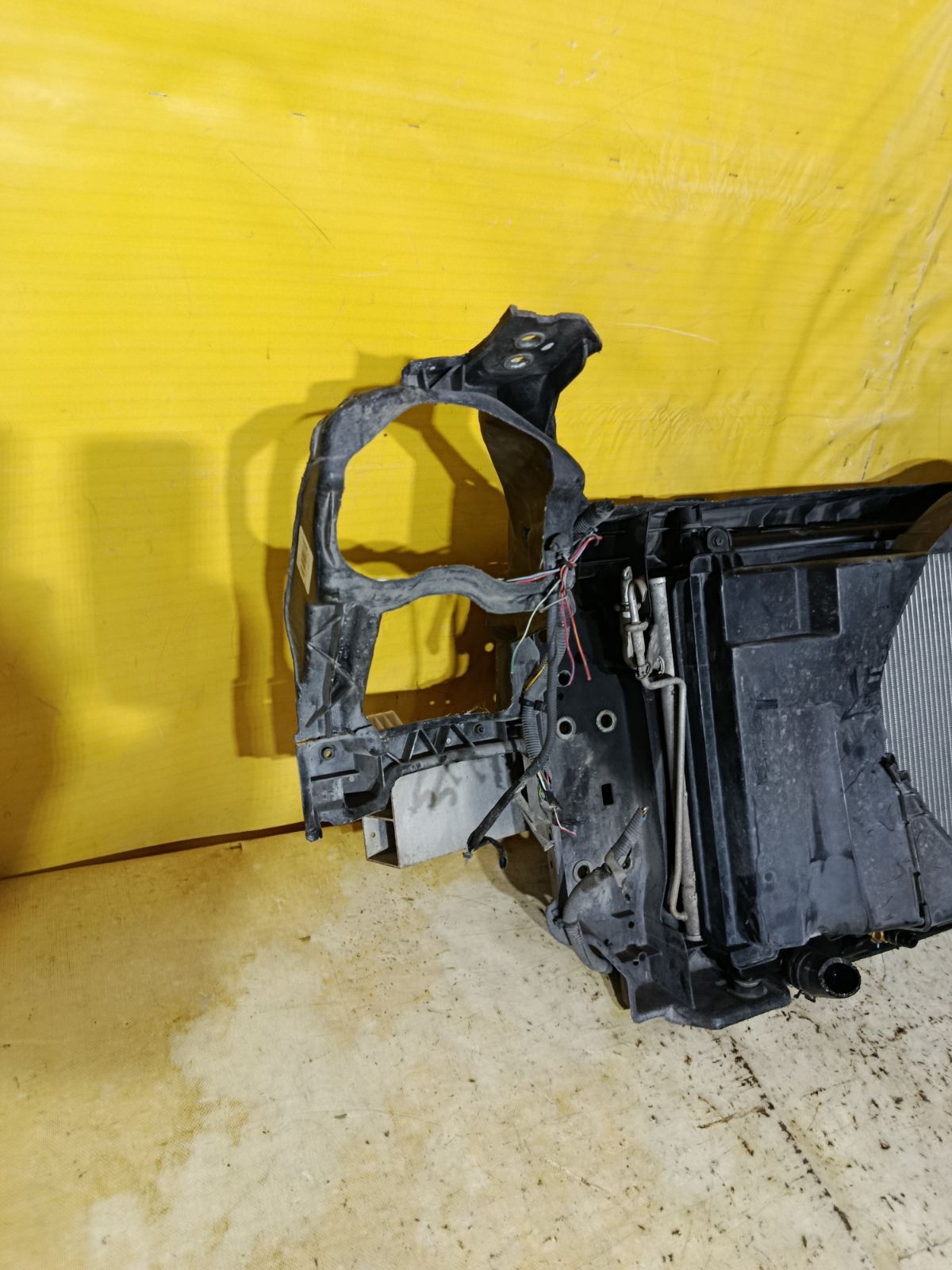 Телевизор на Nissan Skyline NV35 VQ25DD Фото 7