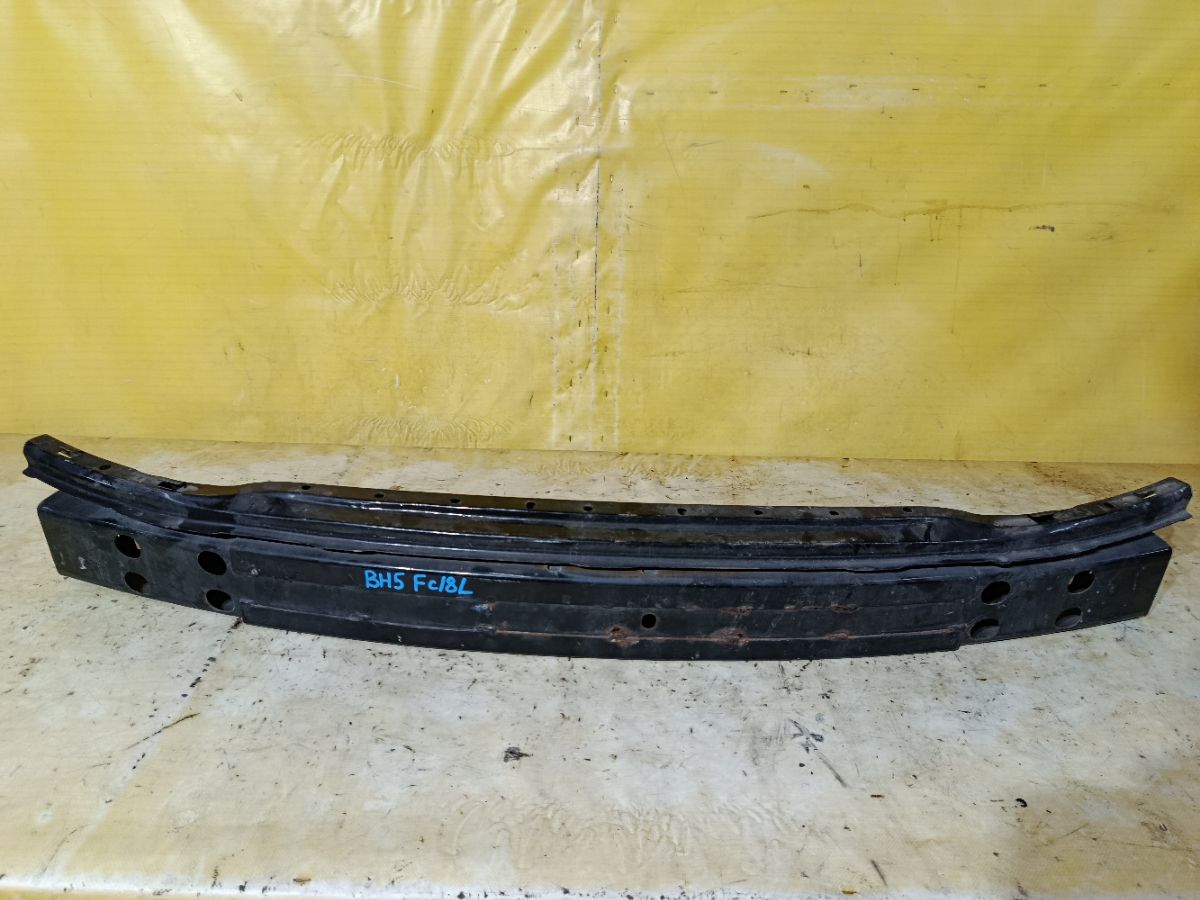 Жесткость бампера на Subaru Legacy Wagon BH5 Фото 1