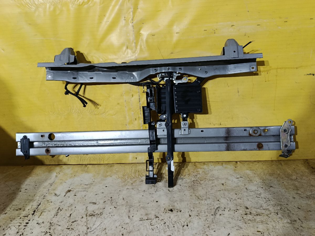 Жесткость бампера на Toyota Tank M900A Фото 3