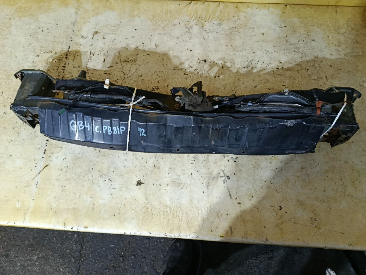 Жесткость бампера на Honda Freed Spike GB4 Фото 2