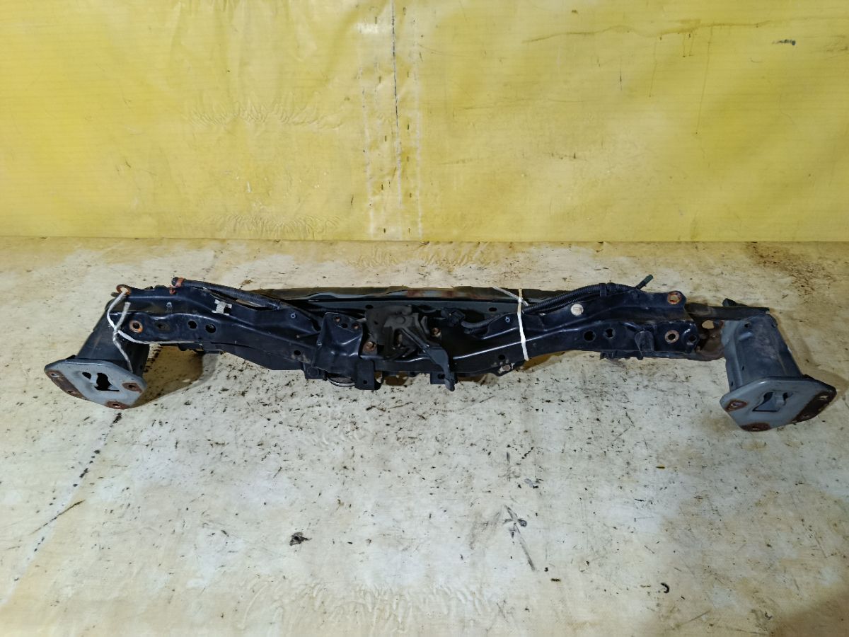 Жесткость бампера на Honda Freed Spike GB4 Фото 3