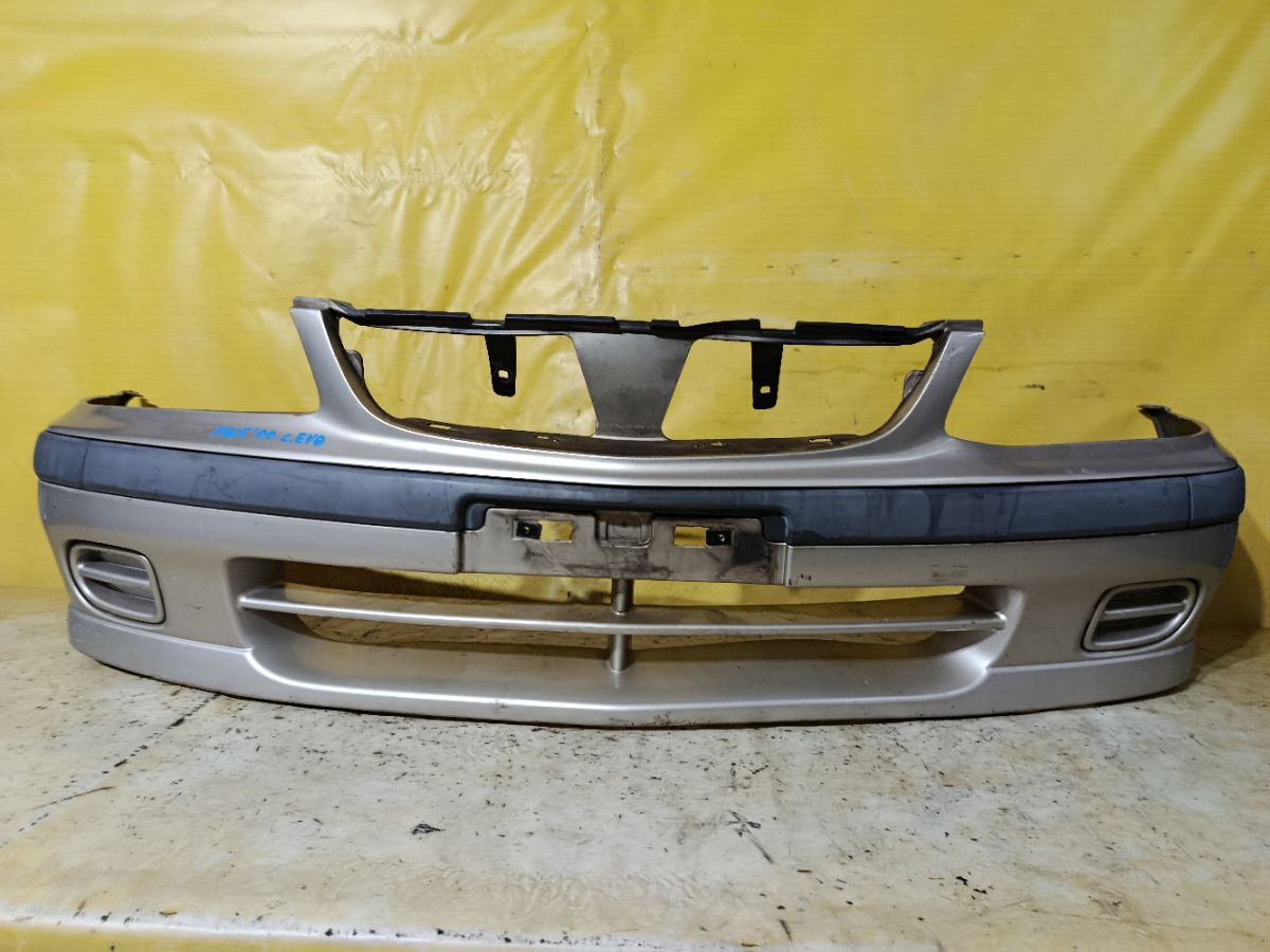 Бампер 62022-4M440 на Nissan Sunny FB15 Фото 1