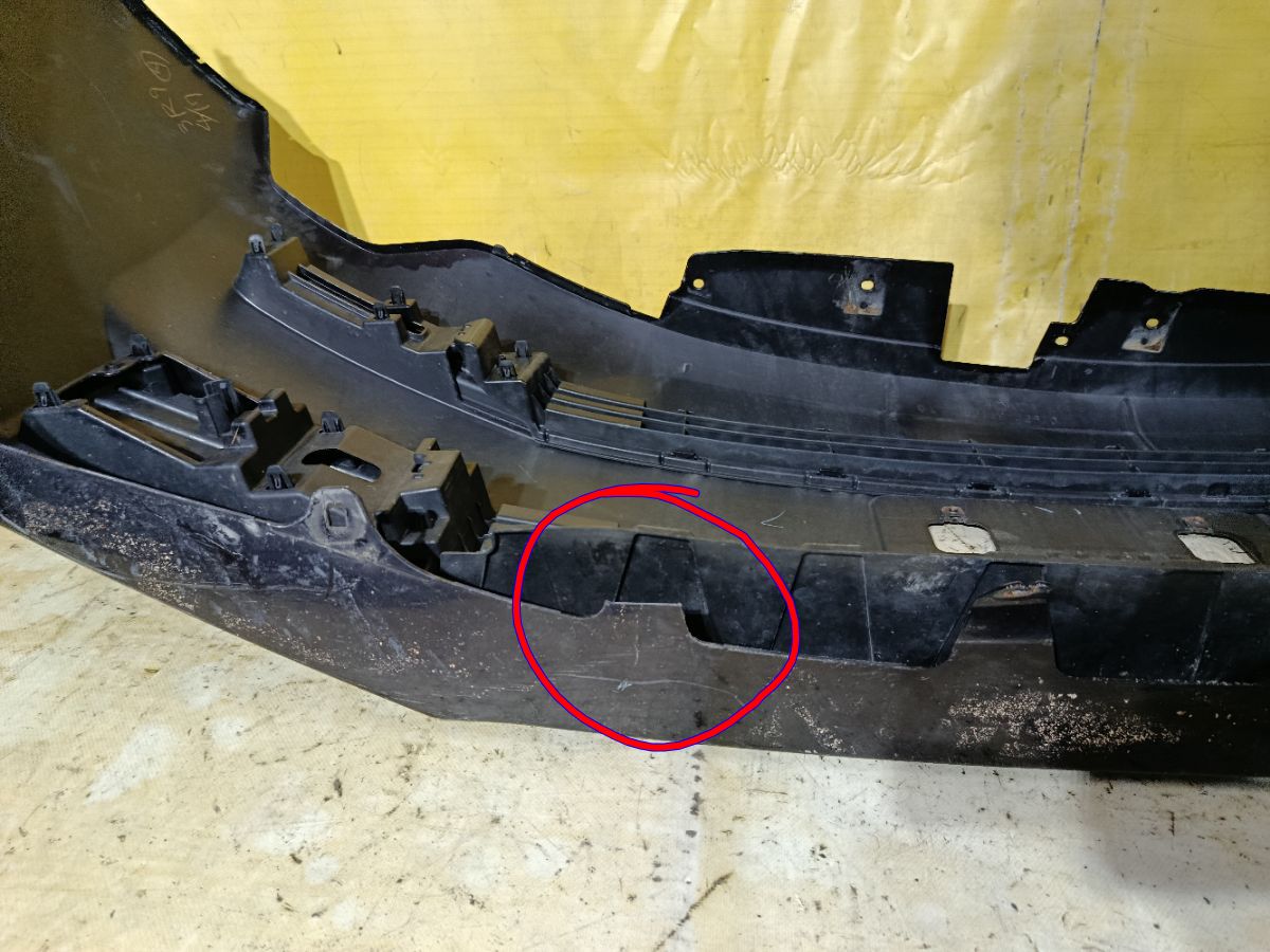 Бампер 52119-52810 на Toyota Spade NCP141 Фото 8