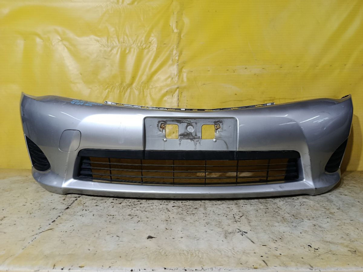 Бампер 52119-12E50 на Toyota Corolla Axio NZE164 Фото 1