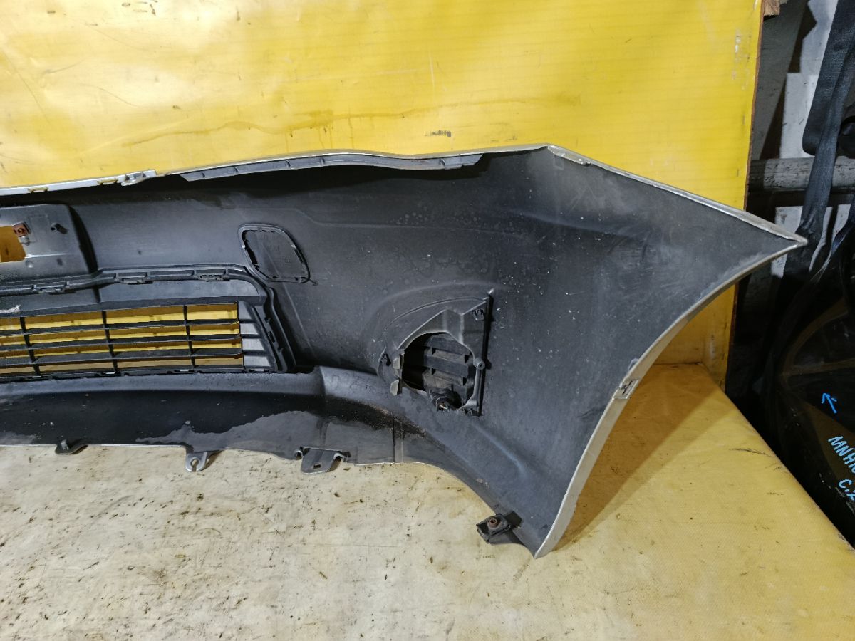 Бампер 52119-12E50 на Toyota Corolla Axio NZE164 Фото 5